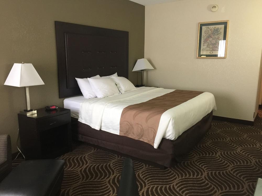 Quality Inn & Suites Florence- Cincinnati South Esterno foto