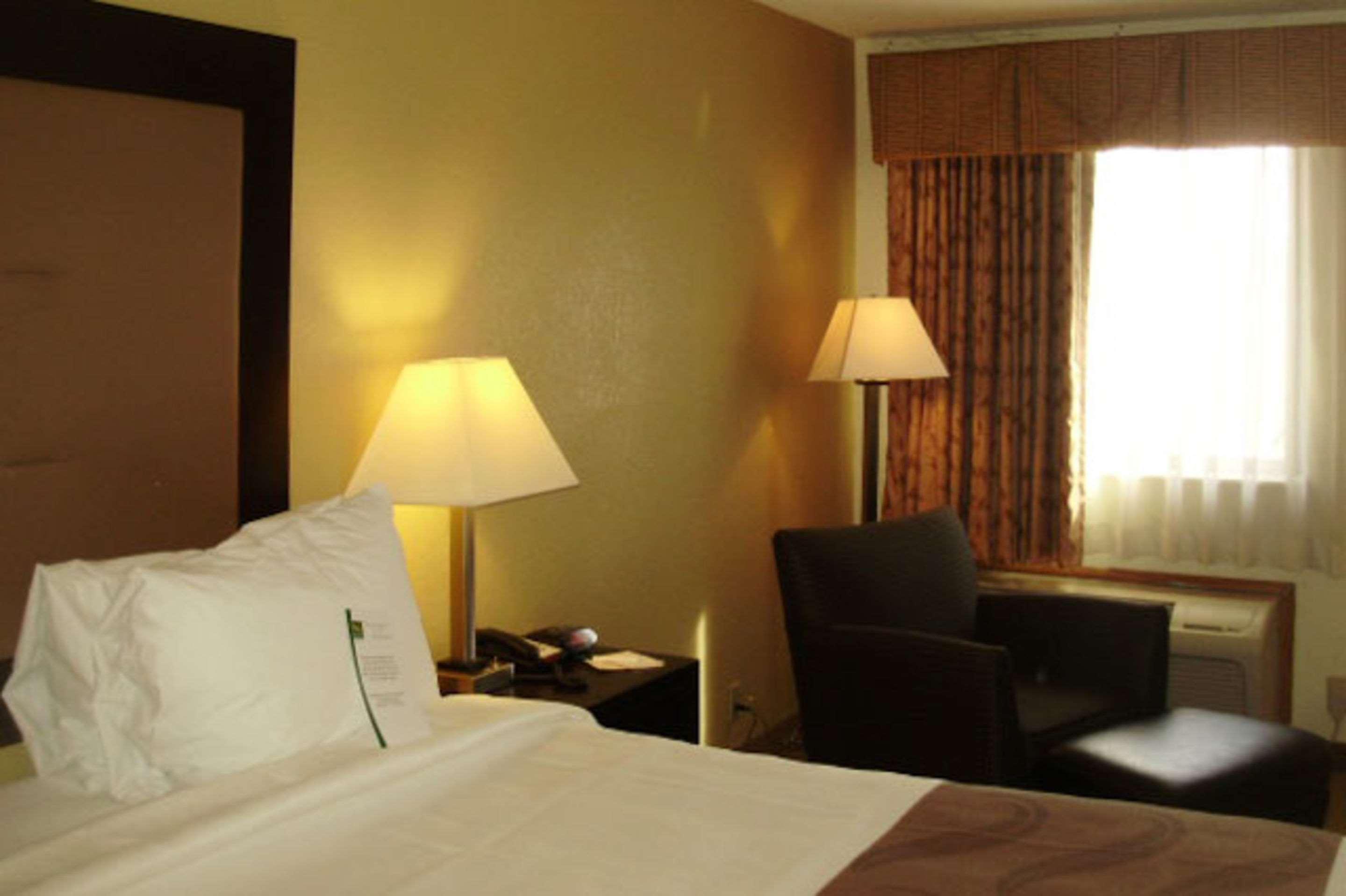 Quality Inn & Suites Florence- Cincinnati South Esterno foto